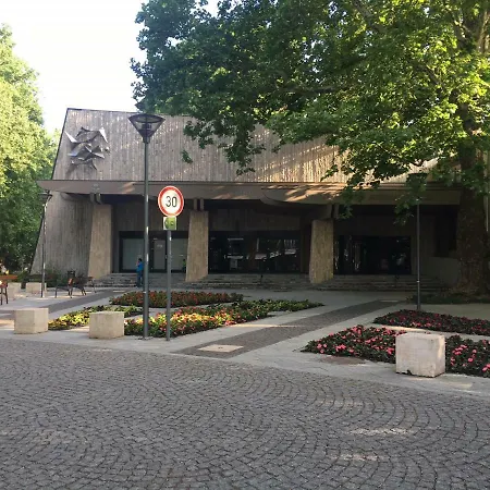 Aaa-apartments 아파트